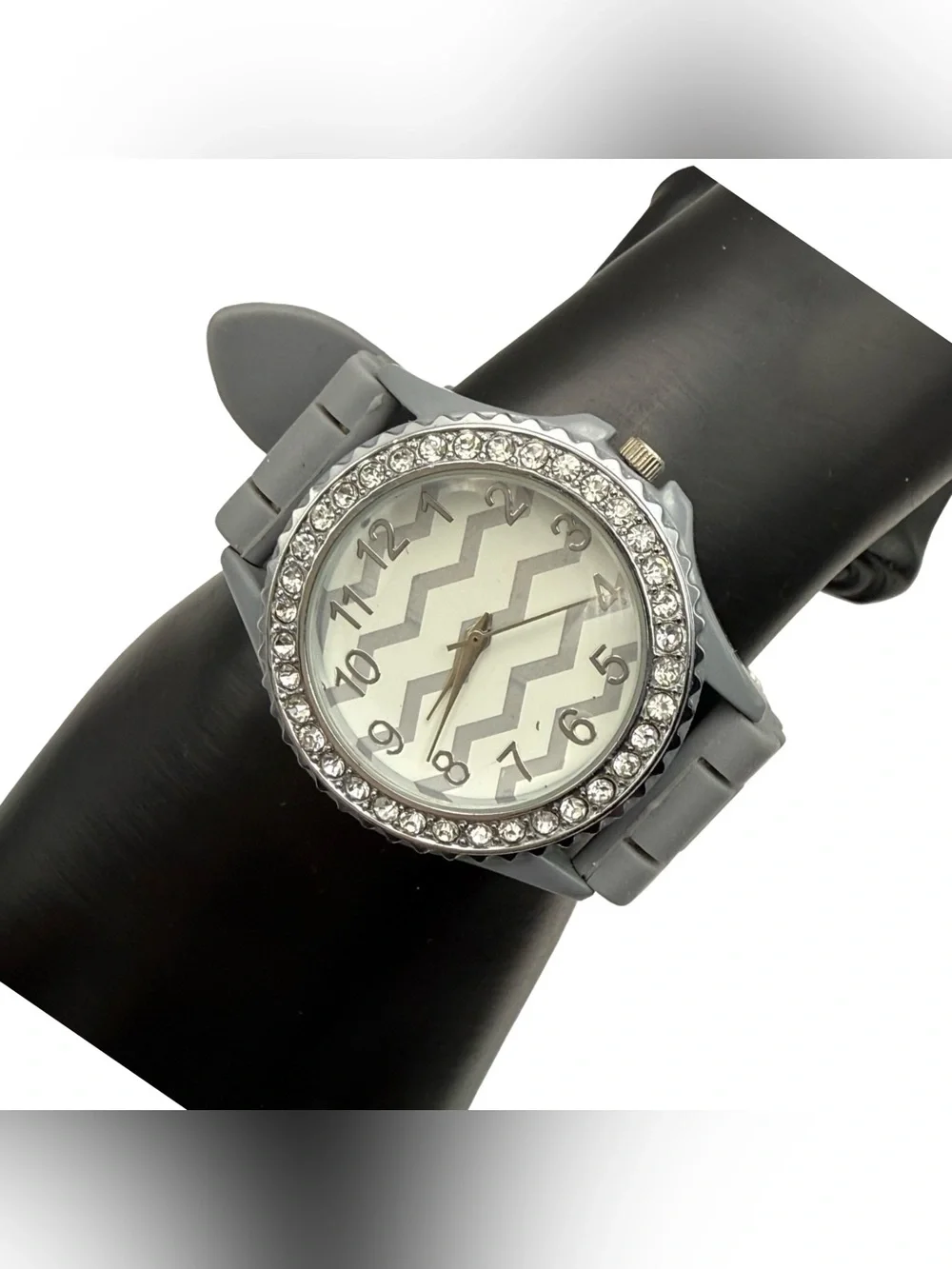 Geneva Women’s Watch Platinum Gray Chevron Dial Rhinestone Bezel Silicone Band